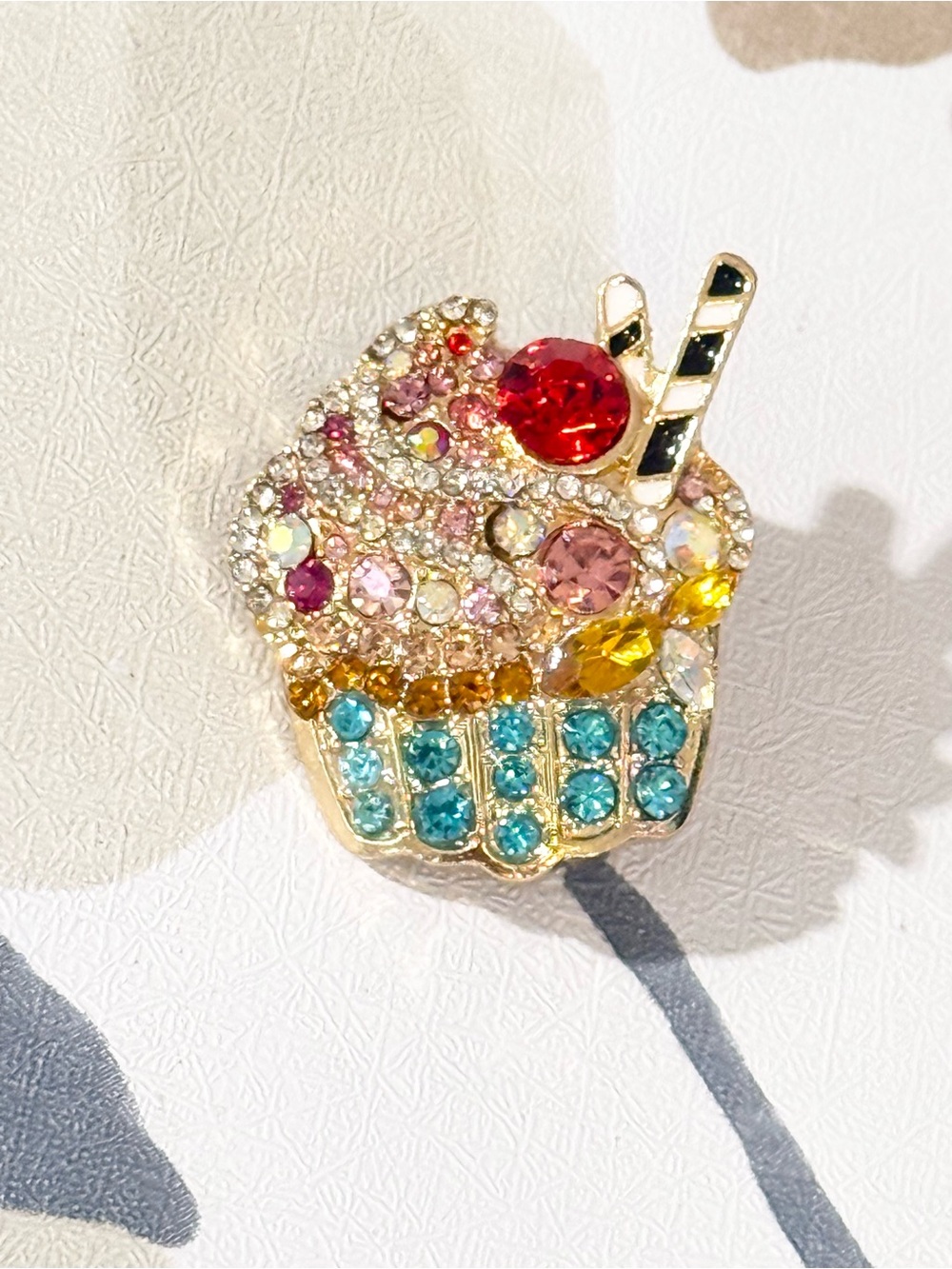 NWOT Multicolor Cupcake Crystal Brooch Pin - Women Jewelry - Picture 2 of 6